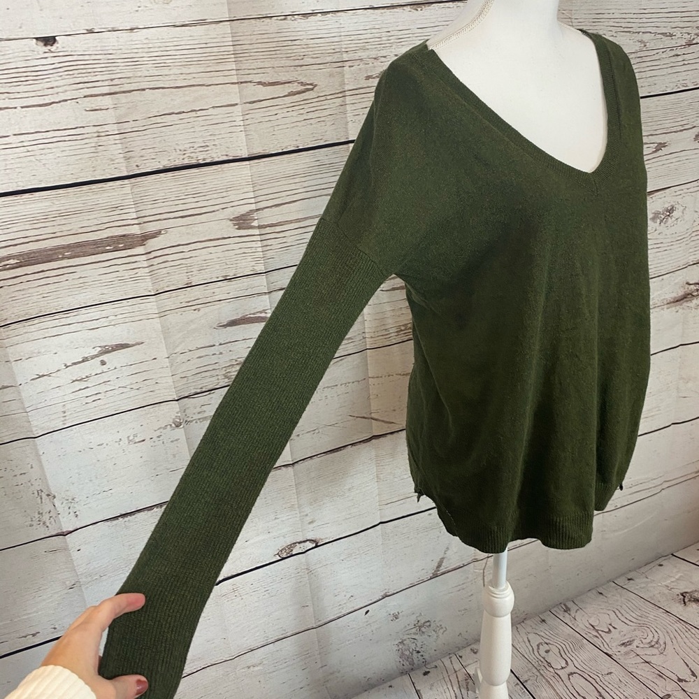 American Eagle Outfitters Green V-neck Sweater